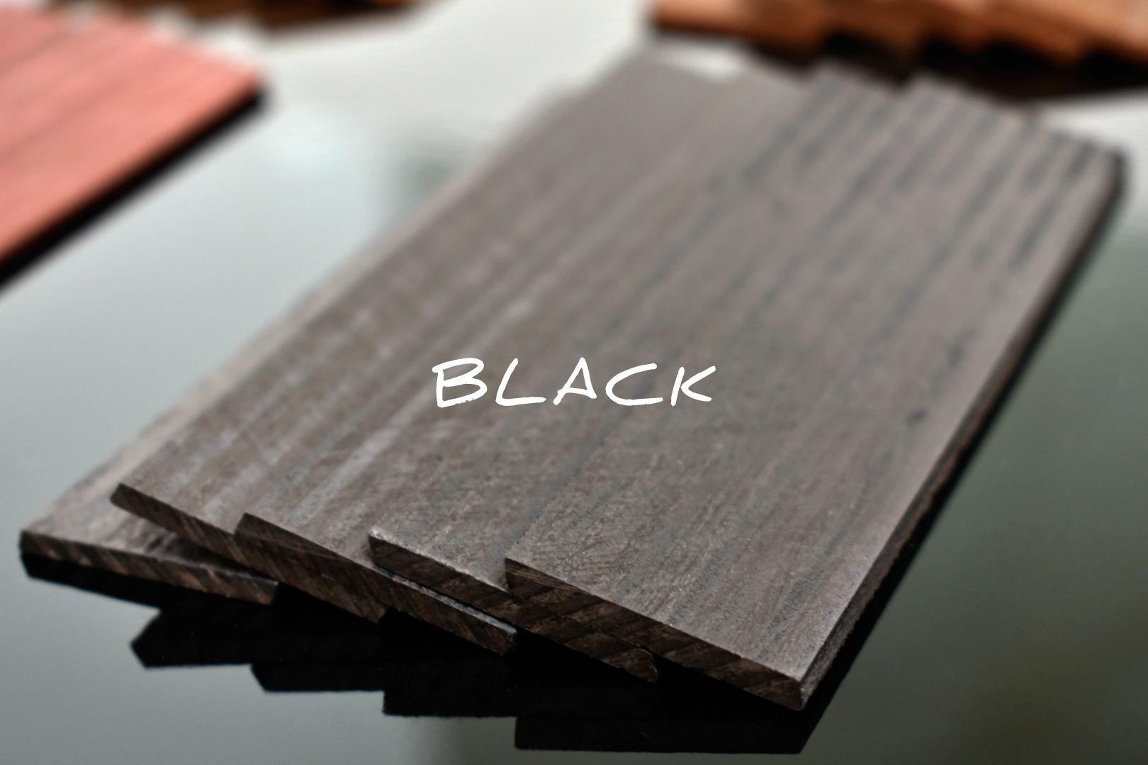Wood color: black